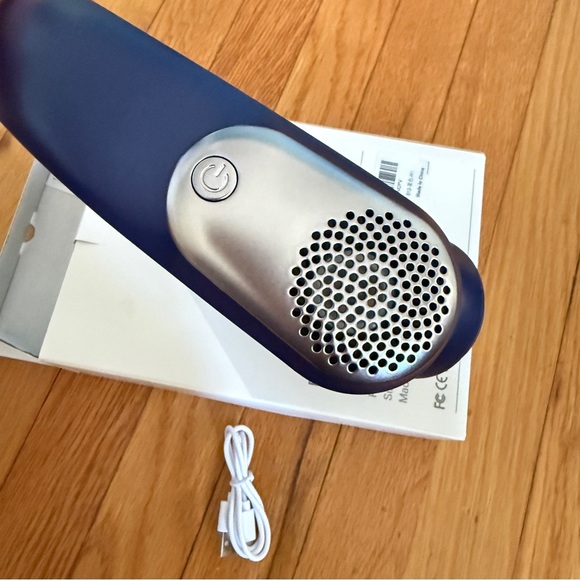 Neck Fan, LED Display USB Rechargeable Portable Fan,360° Cooling Bladeless - Picture 4 of 7